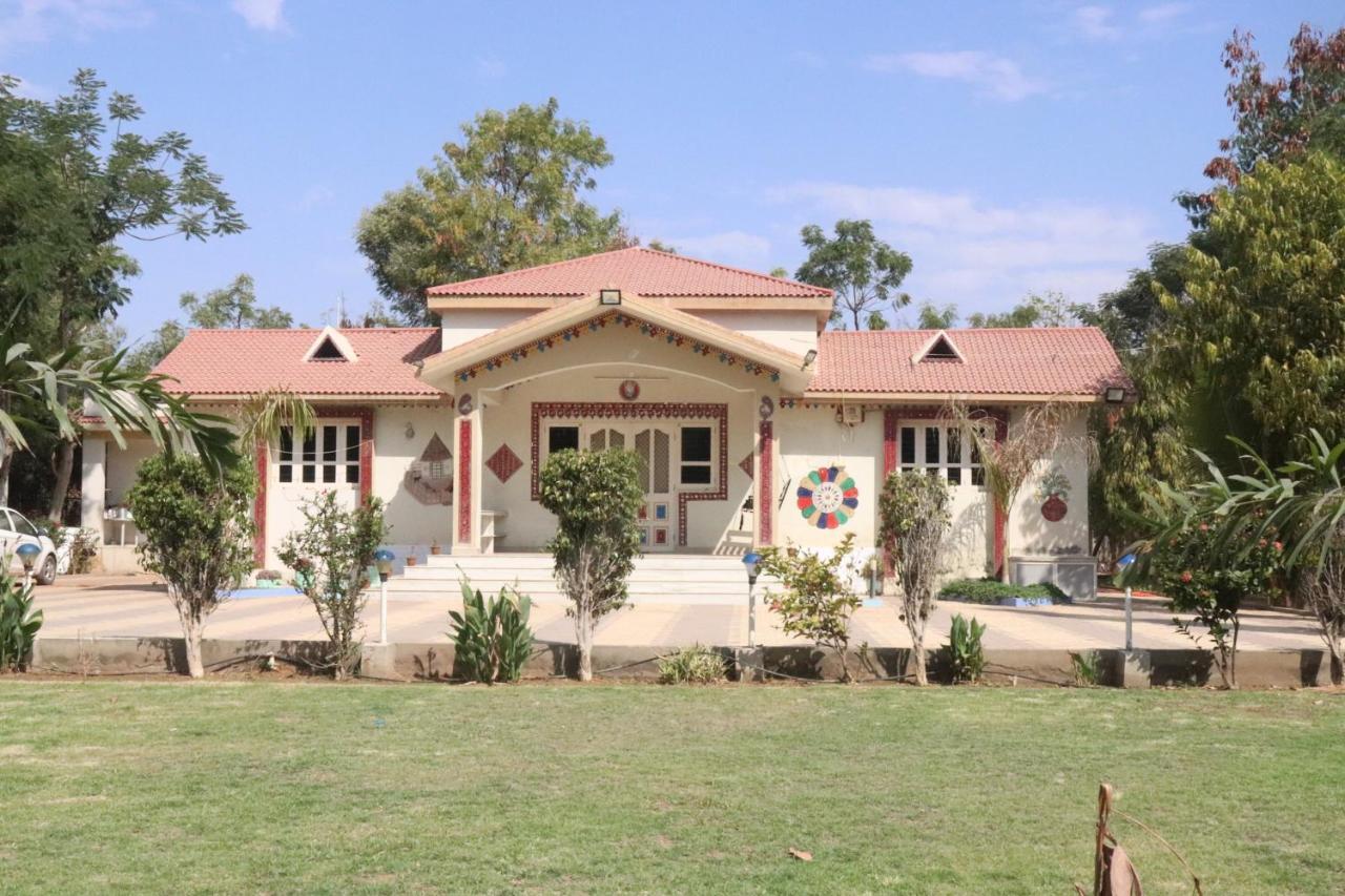 Shyam Home Stay Bhuj Zewnętrze zdjęcie